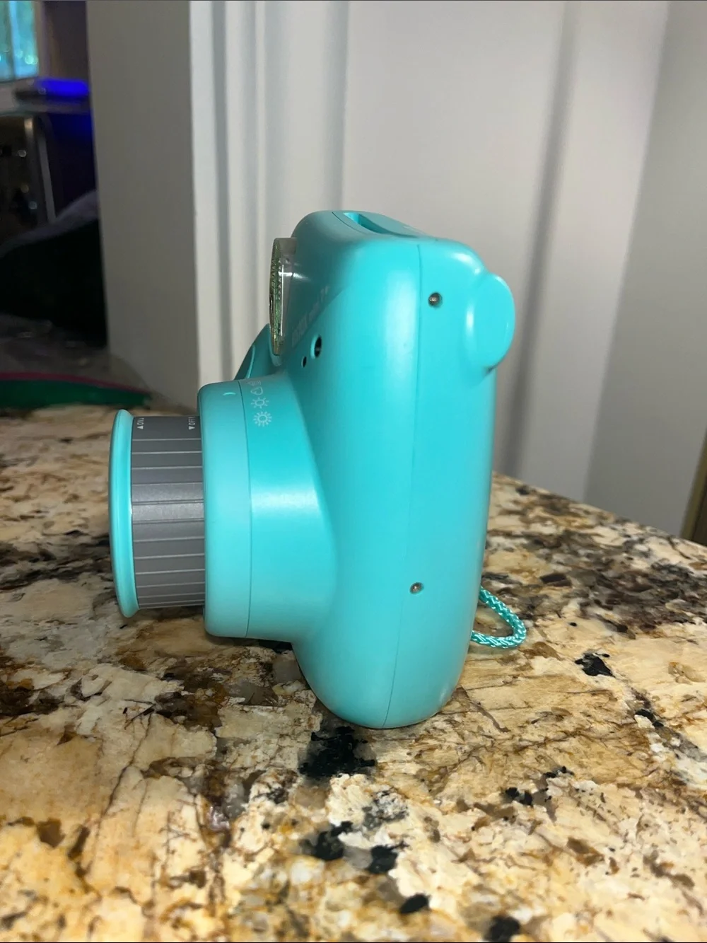 Fujifilm instax mini 7+ Instant Camera - Aqua